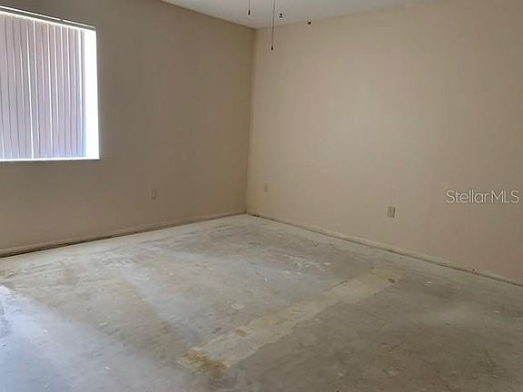 5th image of 821 Goldcoast Dr