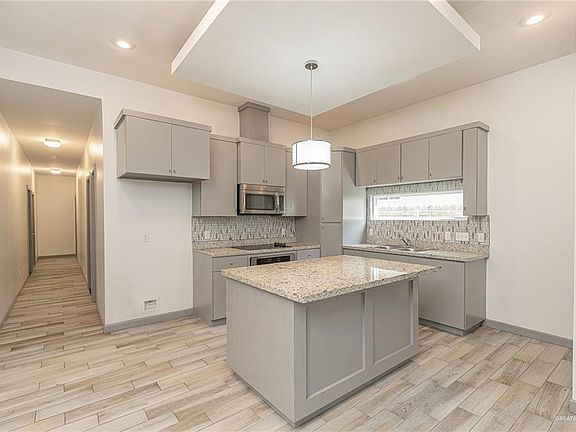 4th image of 5316 Shalom Dr