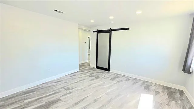 2 bed, 1.0 bath, 803 sqft, $1,500 — Photo 2