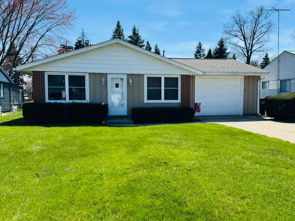 204 Southwood Dr, Michigan City, IN 46360