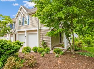 23 Rock Creek Woods Dr, Lambertville City, NJ 08530