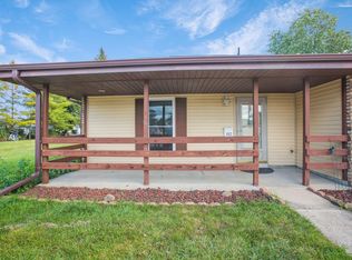 802 Berkley Cir, Mishawaka, IN 46544