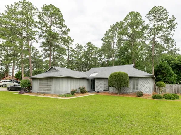410 Forestside Cir, Americus, GA 31709