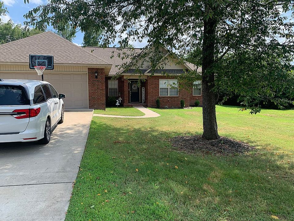 2nd image of 437 Eagle Rock Cir