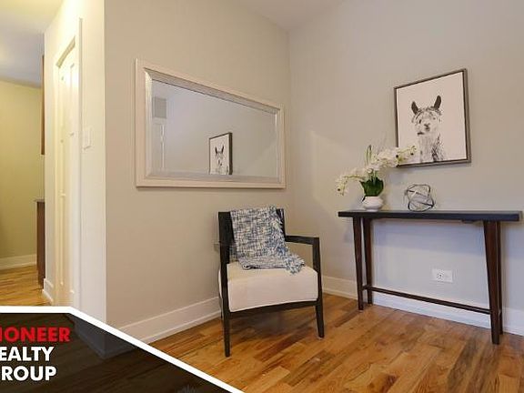 5th image of 2900 N Mildred Ave #Q2