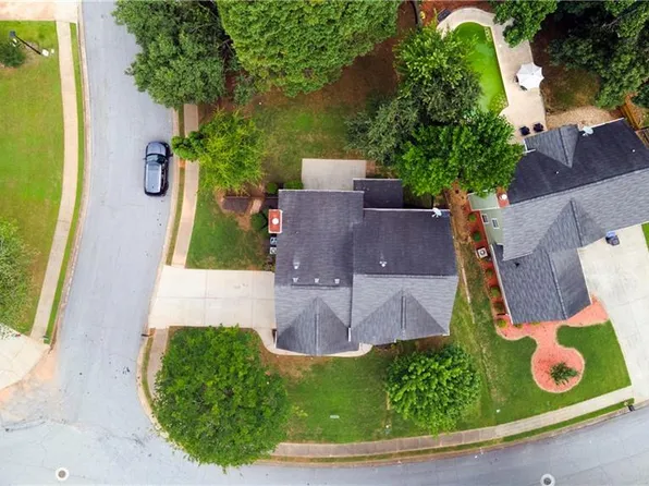 1607 Tunbridge Ln, Lawrenceville, GA 30043