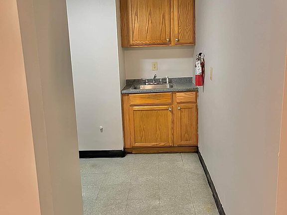 4th image of 4126 Sibley Ave APT 11