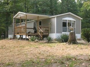 562 Edenway Rd, Dover, TN 37058