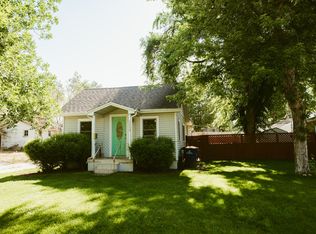 3250 S Pearl St, Englewood, CO 80113