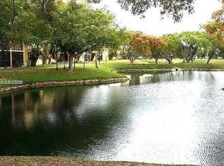 3253 Foxcroft Rd #G107, Hollywood, FL 33025