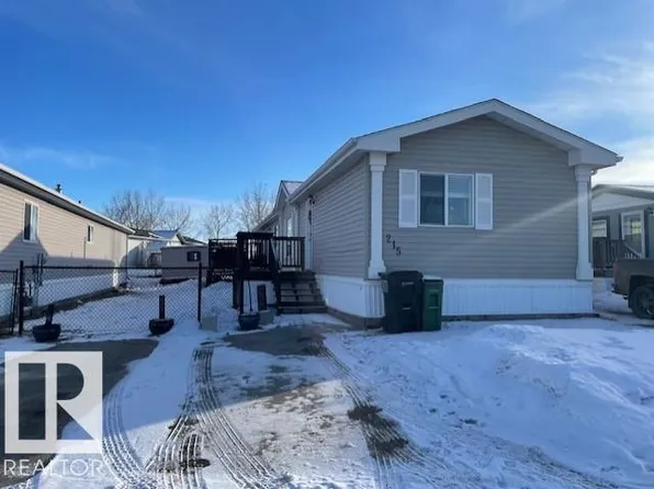 215 Oak Wood Dr NW, Edmonton, AB T6P 0A4
