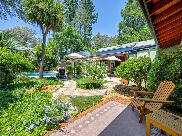 274 Sawyer St, Auburn, CA 95603