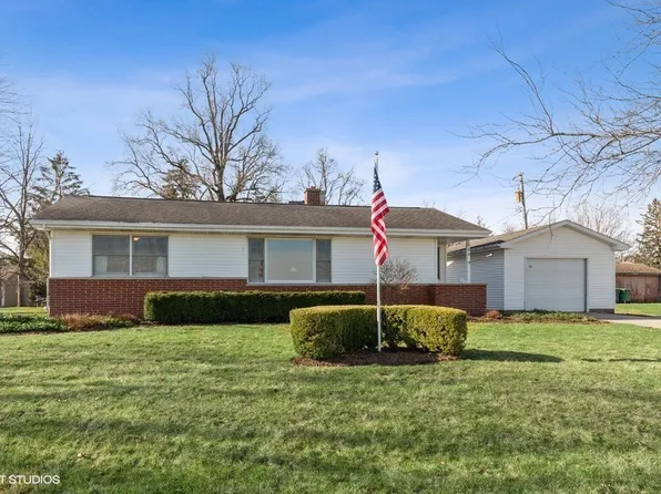 504 Washington St, Maple Park, IL 60151