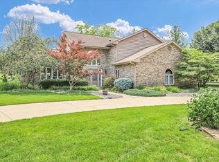 1801 Bentbrook Dr, Champaign, IL