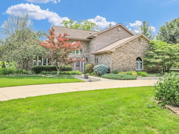 1801 Bentbrook Dr, Champaign, IL 61822