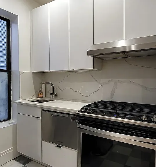 251 Pacific St #20 — Photo 4