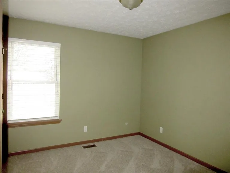 1312 Shining Armor Ln — Photo 12