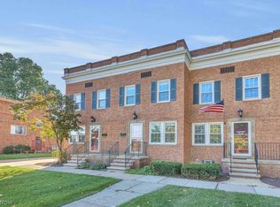2700 Wooster Rd, Rocky River, OH 44116