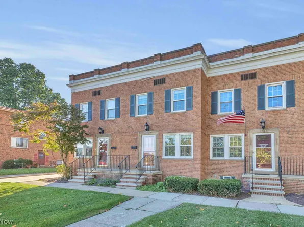2700 Wooster Rd, Rocky River, OH 44116
