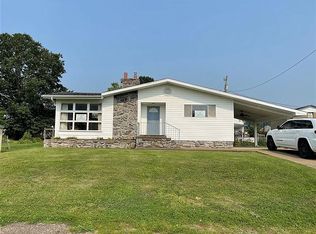 575 S Front Ave, Middleport, OH 45760