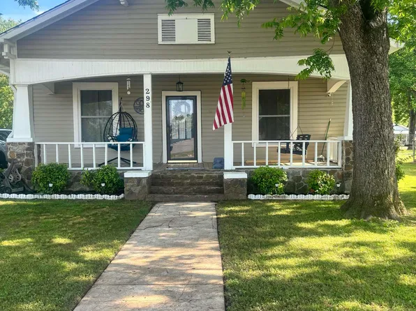 298 E Main St, Falkville, AL 35622