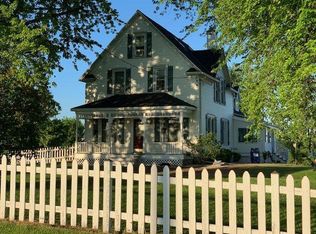 N1787 Dulmes Rd, Cedar Grove, WI 53013