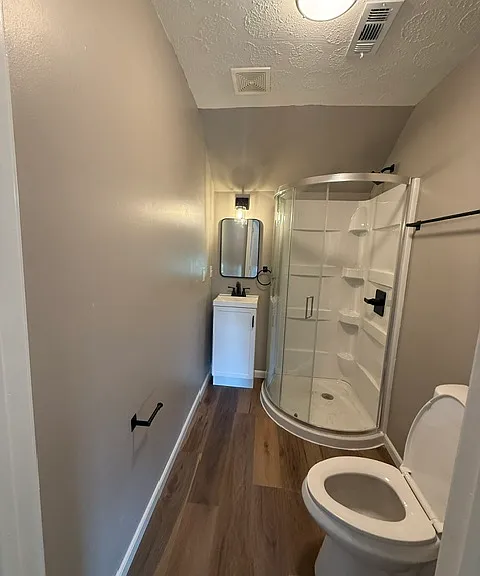 13961 S Main St #B — Photo 3