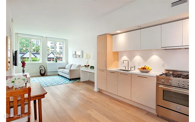 Rented by Douglas Elliman | media 24