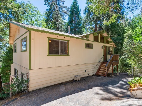 24514 Albrun Dr, Crestline, CA 92325