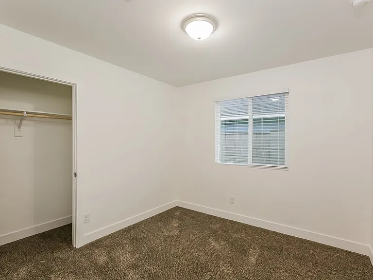 5919 S 12th Ln — Photo 12