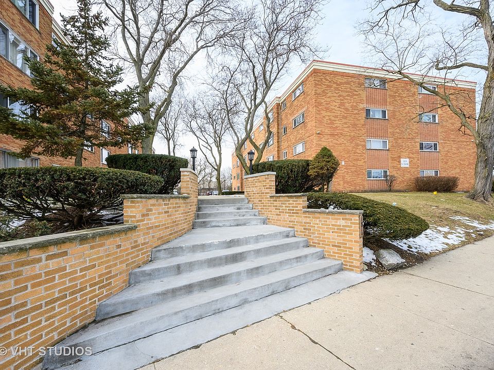 1st image of 1819 W Thome Ave
