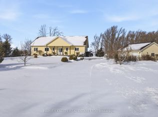 2535 County Road 13 Rd, Prince Edward County, ON K0K 2T0