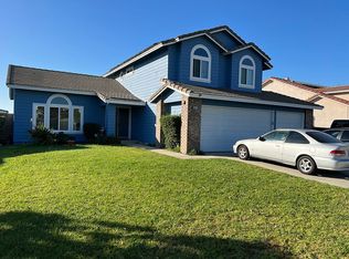 2825 W Fairview Dr, Rialto, CA 92377