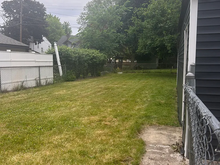 20932 Colwell Ave — Photo 3