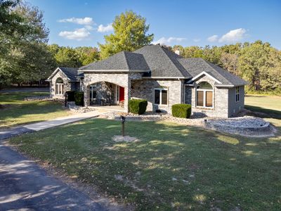 1199 N Sha-Ree Lane, Bolivar, MO, 65613