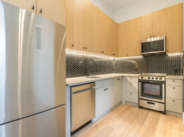 570 Whitney Ave #22