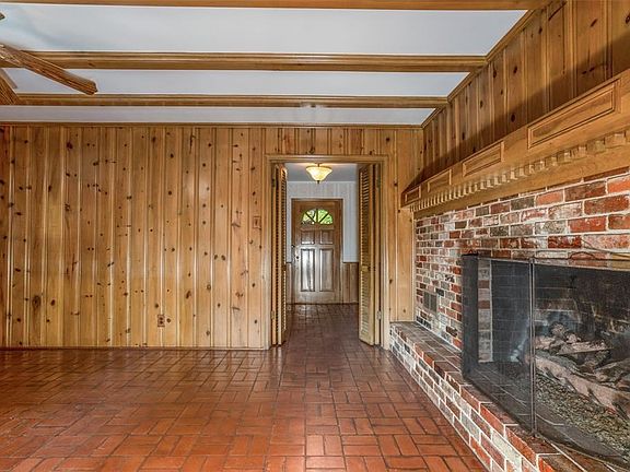 4th image of 12311 Wood Manor Cir