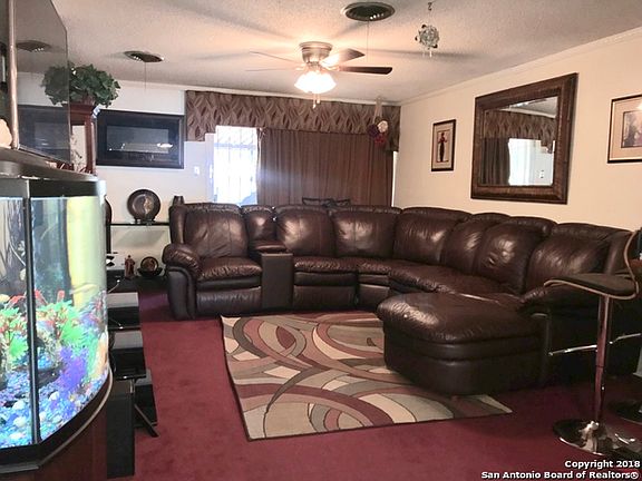 4th image of 4618 Hershey Dr