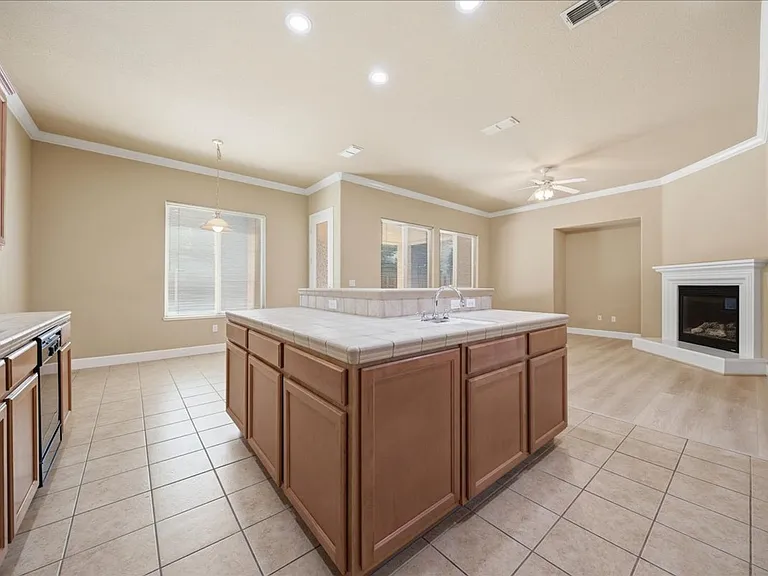 4319 Cadee Ct — Photo 15
