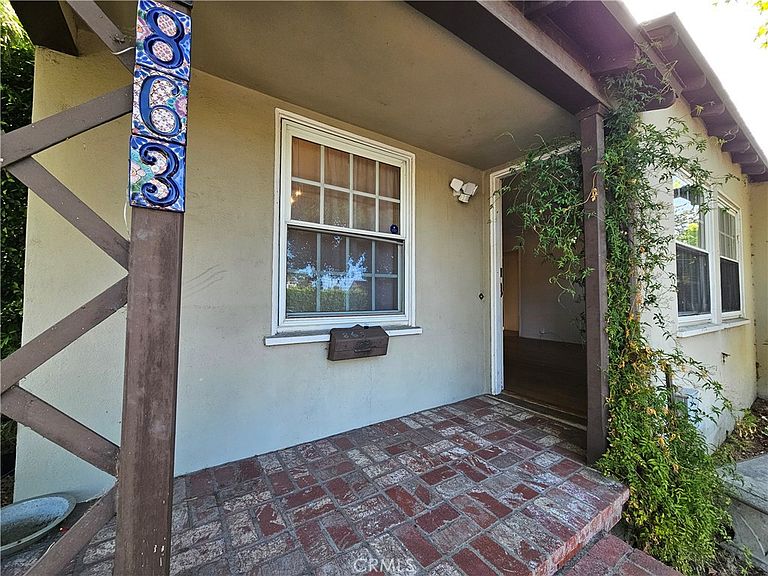 Listing photo 5