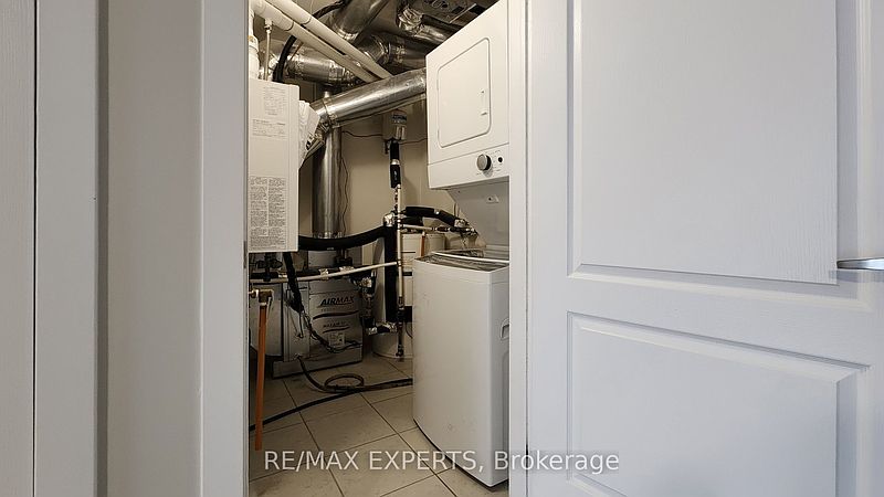 Markham Townhouse for rent - 2 Bedrooms — photo 8