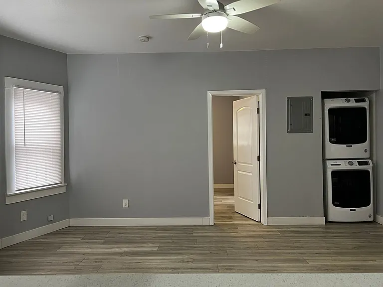 338 Cedar Ave — Photo 11