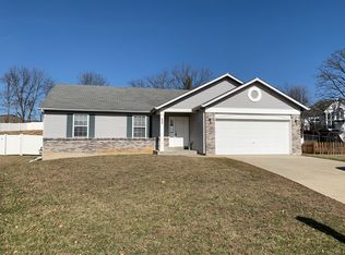 17 Cherrywood Parc Ct, O Fallon, MO 63368