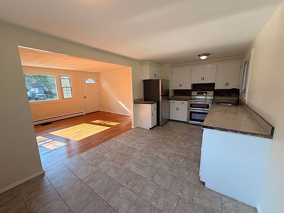 5th image of 265 Pako Avenue