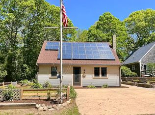 12 Avalon Dr, East Falmouth, MA 02536