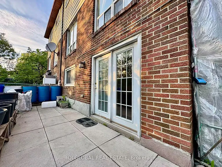 130 Micmac Cres #BASEMENT — Photo 4