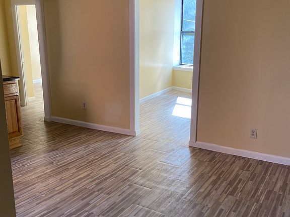 5th image of 3514 Holland Ave APT 14
