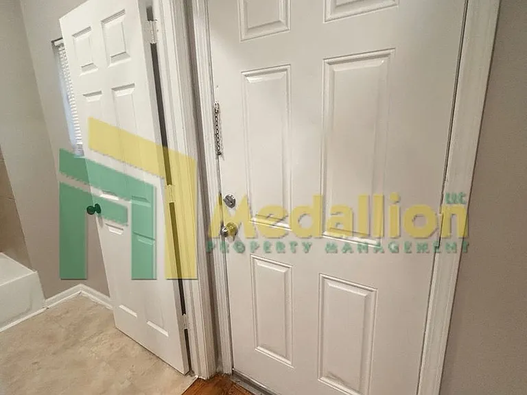 4700 W Monroe St #2 — Photo 15