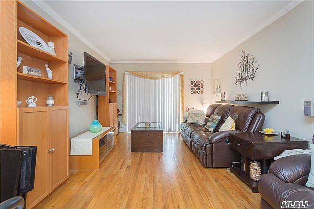 1st image of 1227 Diane Pl