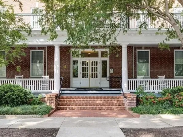 2620 Stuart Ave, Richmond, VA